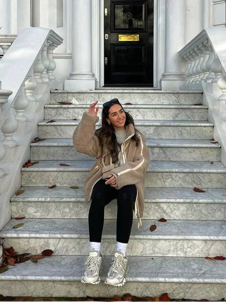 Elwira | Jesienna kurtka z miękkiego polaru